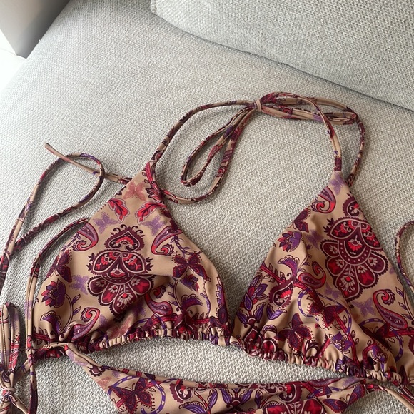 I AM GIA BIKINI WORN ONCE - Picture 3 of 4